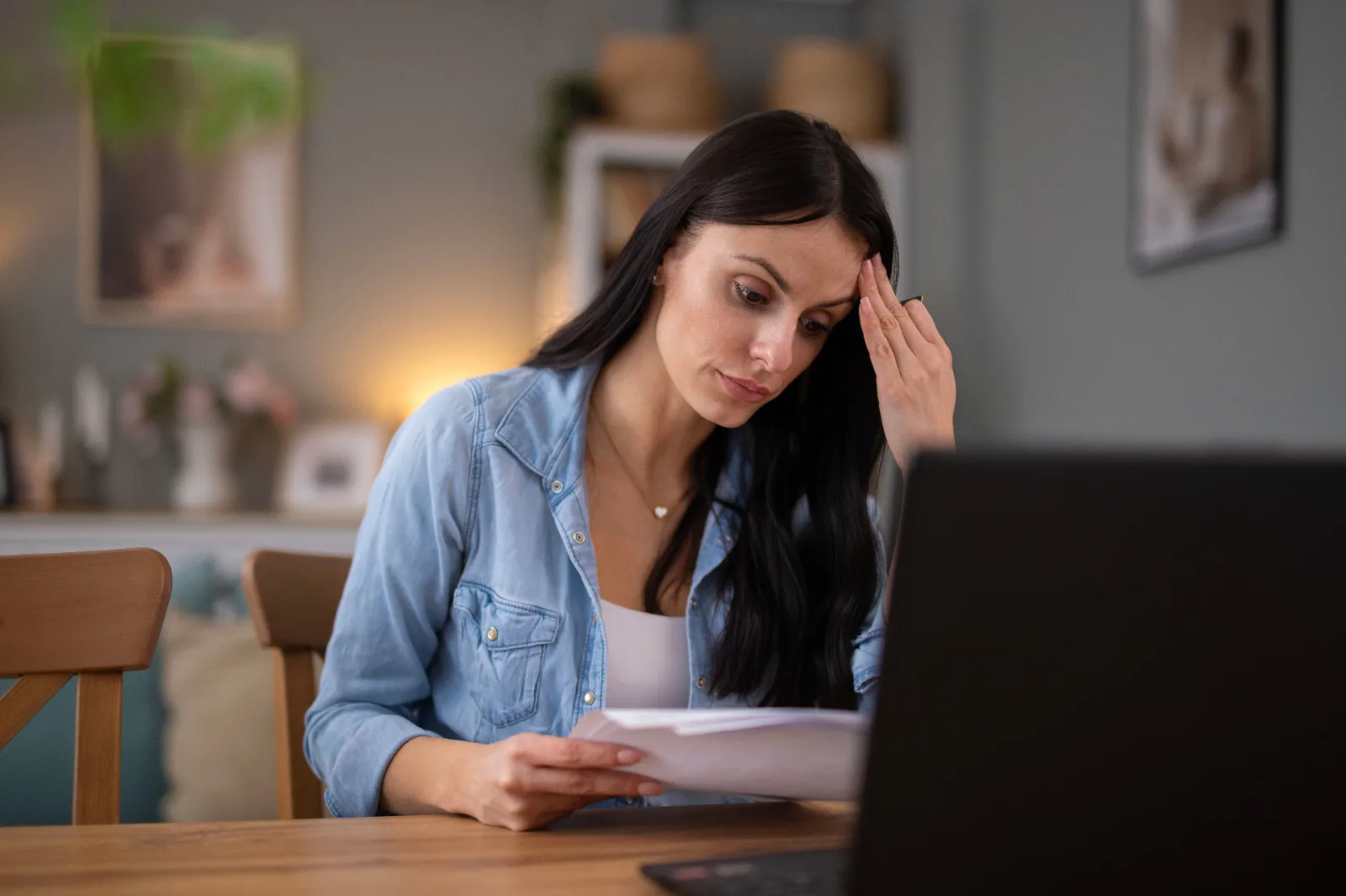 Caregiver Burnout Is Real: How to Share the Load With Your Family & Avoid Compassion Fatigue
